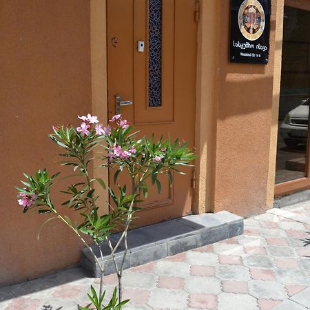 Hotel Isaka Tbilisi Ruang foto