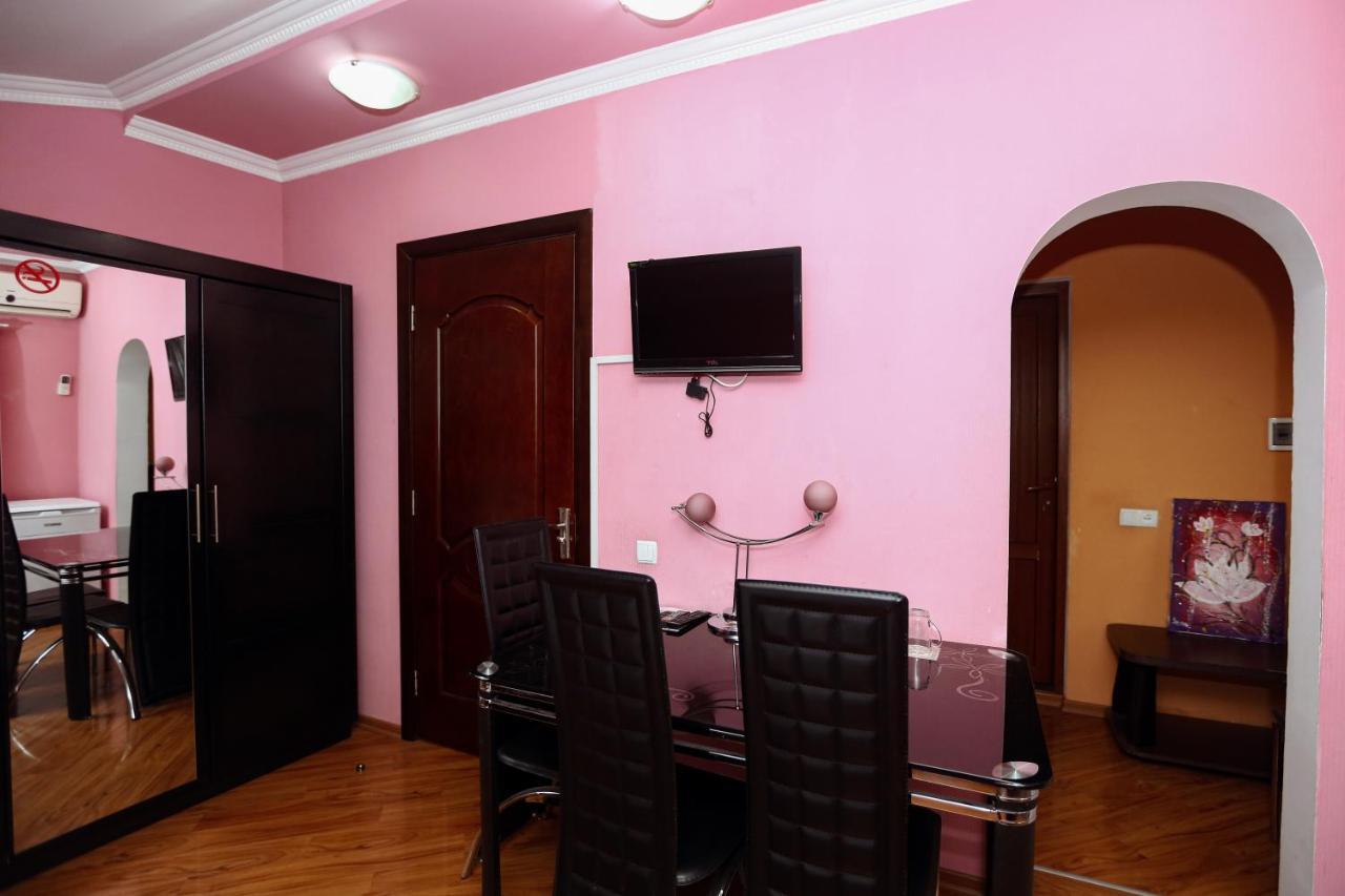 Hotel Isaka Tbilisi Bagian luar foto