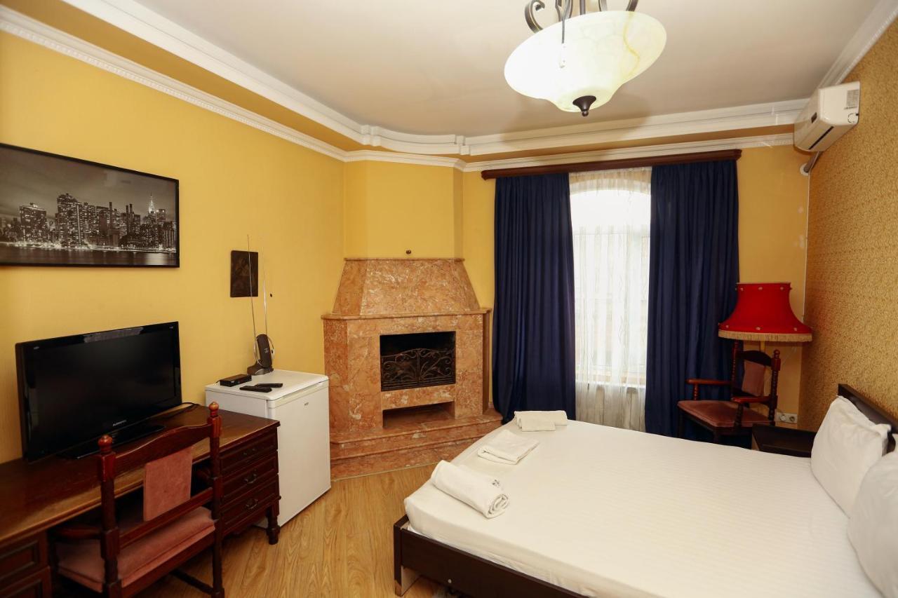 Hotel Isaka Tbilisi Bagian luar foto