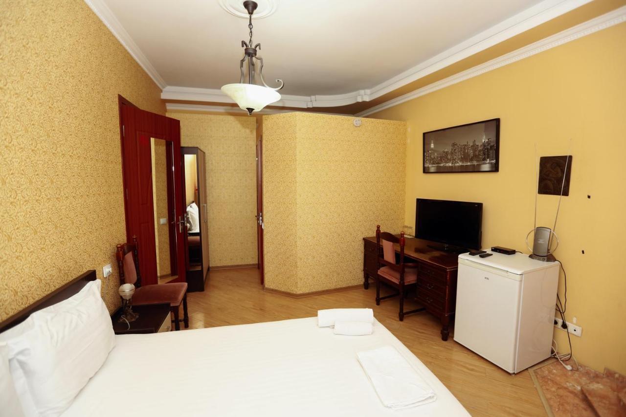 Hotel Isaka Tbilisi Bagian luar foto