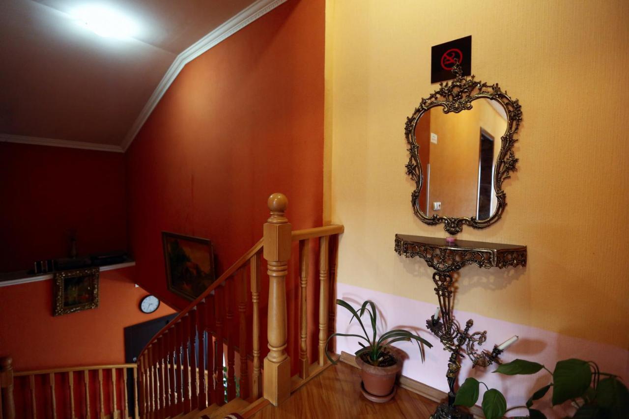 Hotel Isaka Tbilisi Bagian luar foto