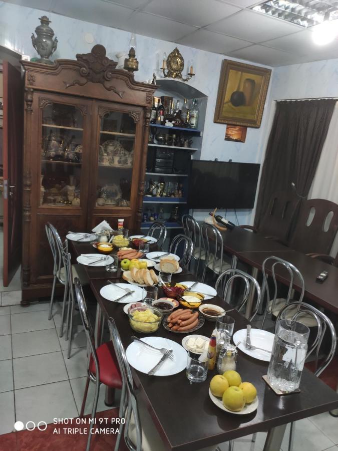 Hotel Isaka Tbilisi Bagian luar foto